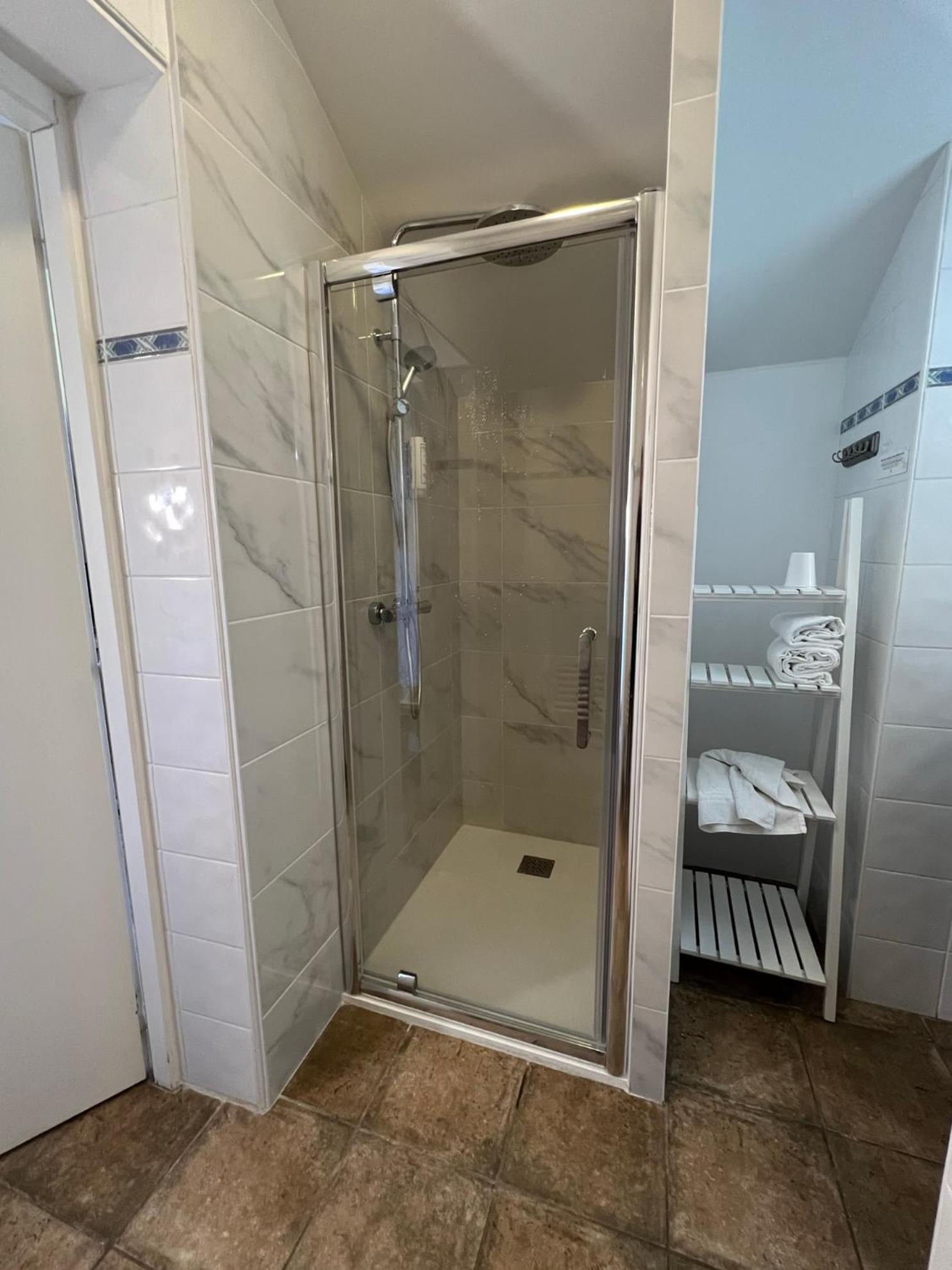 Logis Hotel Volcan Sancy Nebouzat Bagian luar foto